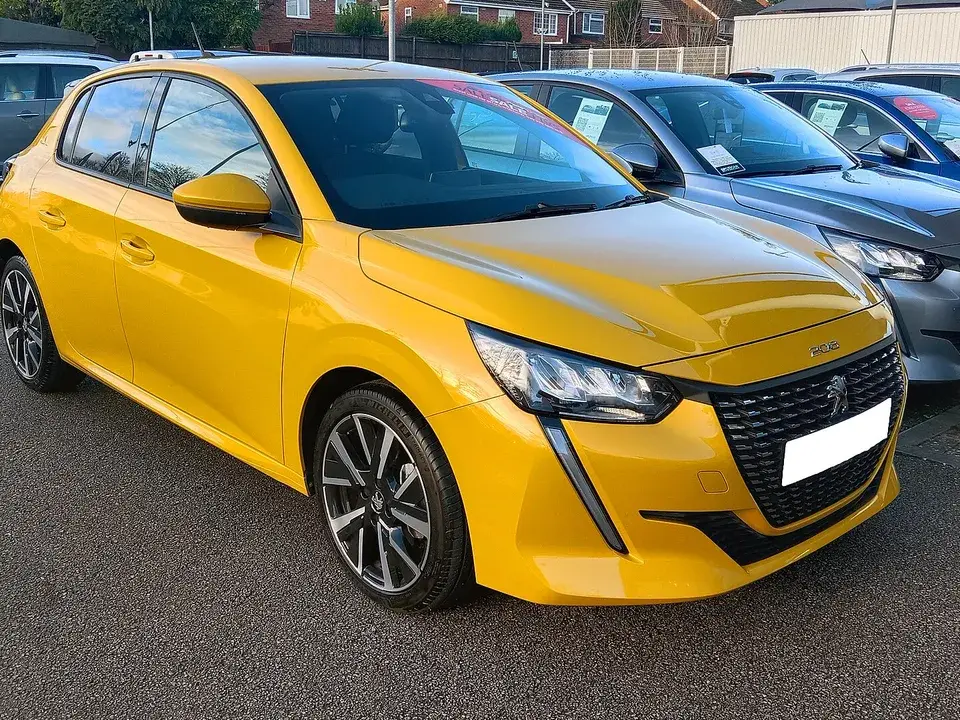 2024 Peugeot 208 1.2 PureTech 130 Allure
