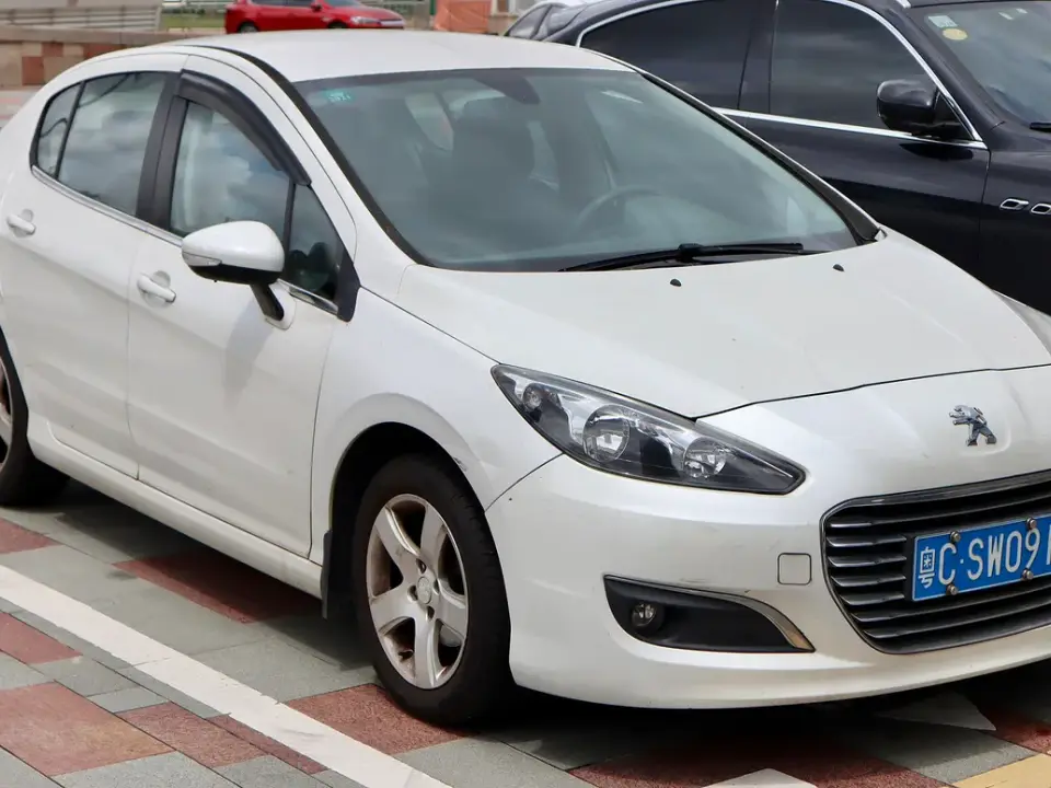 2026 Peugeot 308 1.5 BlueHDi Allure