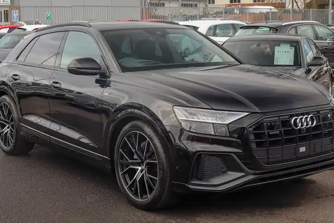 2026 Audi Q8 55 TFSI quattro S line